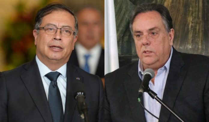 El presidente Gustavo Petro y el presidente de Grupo Argos, Jorge Mario Velásquez