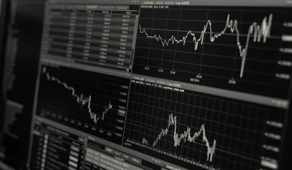 ¿Es buena la idea de Petro de traer recursos de fondos de pensiones a Colombia? Mercado recibió bien anuncios de cortes en Colombia sobre servicios públicos y leyes