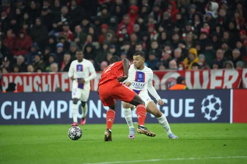 Con crisis en el PSG, Messi y Mbappé podrían sacudir el millonario mercado de pases Equipos como el Real Madrid han mostrado interés por Mbappé