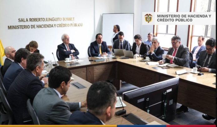 MinHacienda consejo gremial La dura carta de los gremios al ministro Ocampo por las reformas de Petro