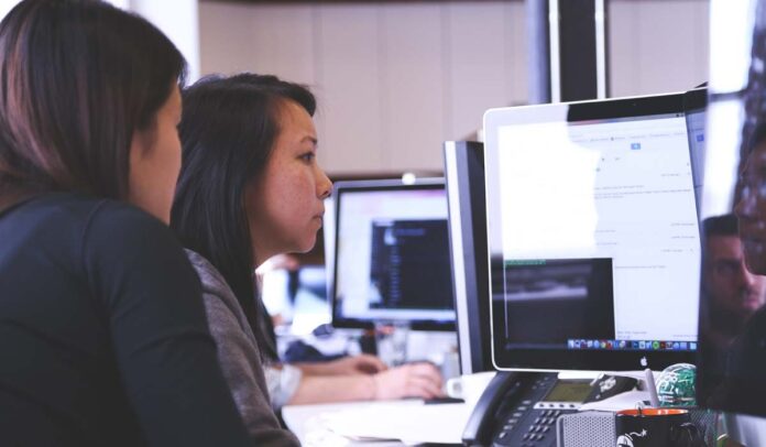 Mujeres son la fuerza en empresas