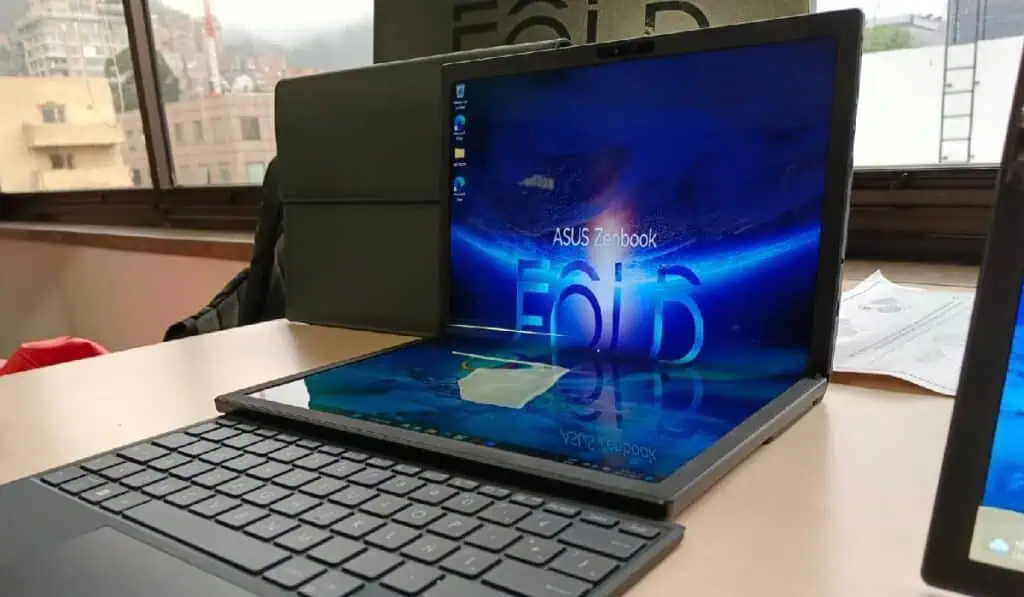 Asus lanza el Zenbook, primer portátil con pantalla OLED plegable del mundo; ya disponible en Colombia Nuevo computador Zenbook de ASUS