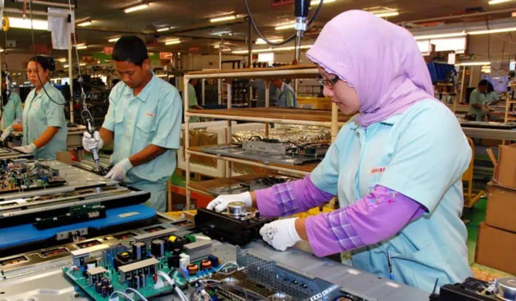 OIT advierte por mayores brechas de género en el empleo femenino global OIT advierte por mayores brechas de género en el empleo global