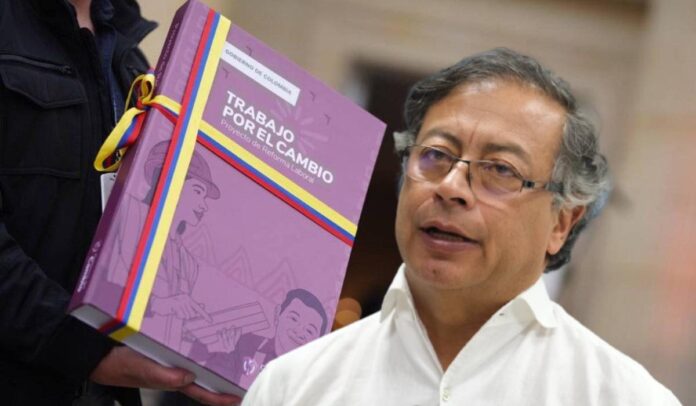 Reforma laboral Gustavo Petro Reforma laboral en Colombia tiene cambios para la licencia de paternidad