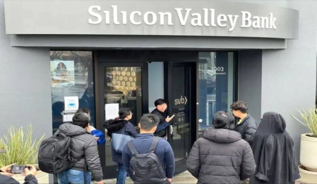 Lecciones para Latinoamérica: ¿cómo evitar colapsos bancarios como los de Estados Unidos y Europa? Silicon Valley Bank