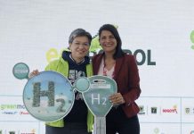 Inauguración de bus movido con energías de bajas emisiones