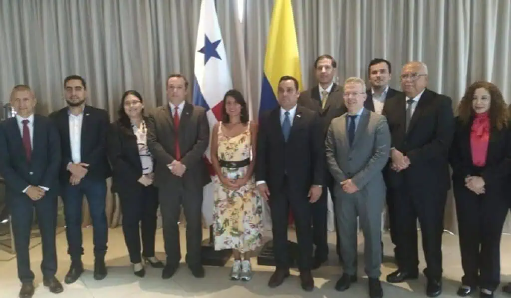 Colombia y Panamá retoman planes de interconexión eléctrica binacional Interconexión eléctrica Colombia y Panamá