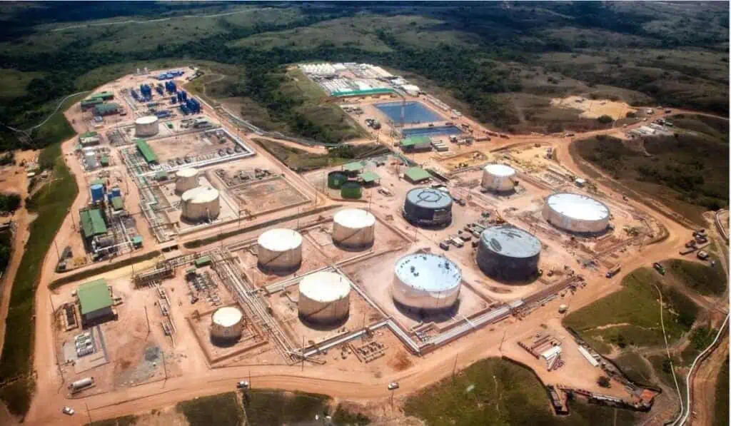 Frontera Energy elevó con fuerza su utilidad neta entre abril y junio de 2023 Frontera Energy reportó pérdidas en segundo trimestre de 2025 por menores precios y ajustes en inversiones