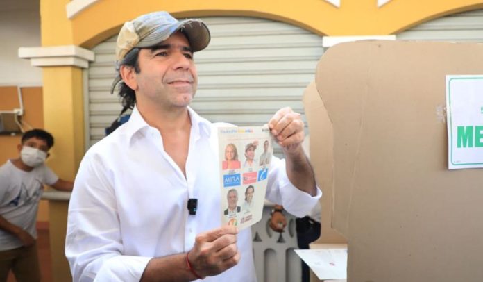 Alex Char repite en la contienda electoral de Barranquilla.