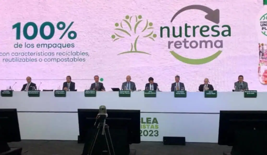Así quedó el acuerdo entre el GEA y Gilinski: ¿qué pasará con Sura y Nutresa? Asamblea de Grupo Nutresa en Plaza Mayor, Medellín
