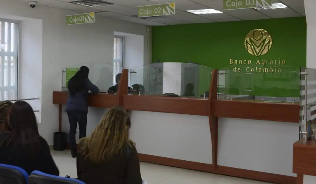 Banco Agrario anuncia rebaja de sus intereses en créditos, la quinta en 5 meses Oficina del Banco Agrario de Colombia