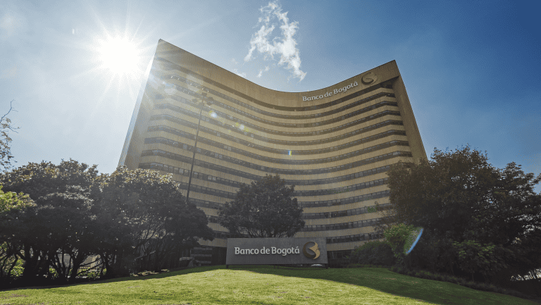 Banco de Bogotá financiará $300.000 millones para parque solar de Patria y Ashmore en Santander Una nueva apuesta del Banco de Bogotá para apoyar el desarrollo sostenible y la transición hacia una economía baja en carbono