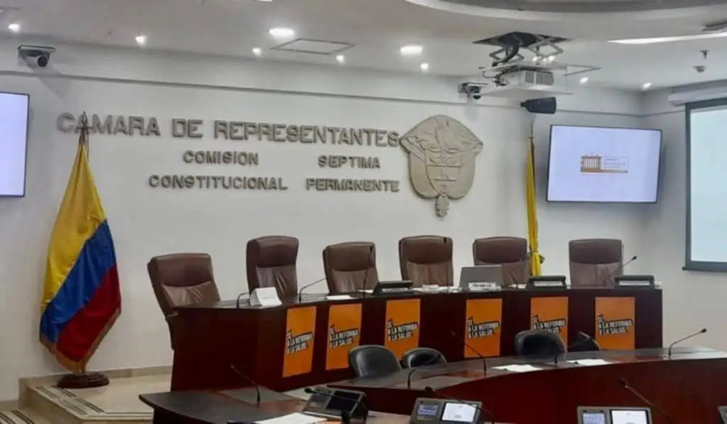 OIT no apoya contenido de la reforma laboral de Petro como dice el Gobierno Comisión Séptima Cámara de Representantes en el Edificio Nuevo del Congreso