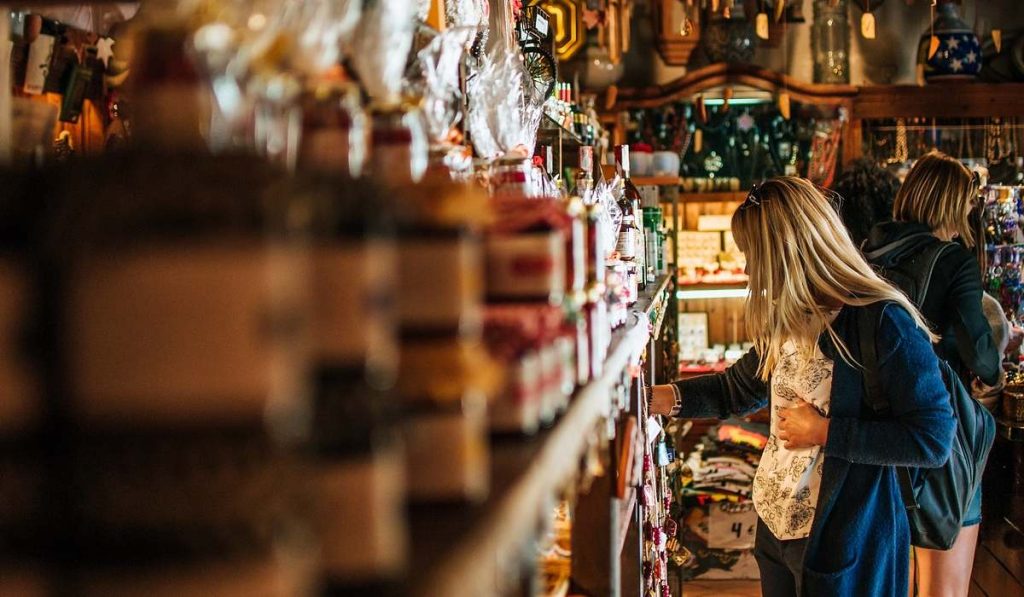 Cayó en marzo confianza del consumidor