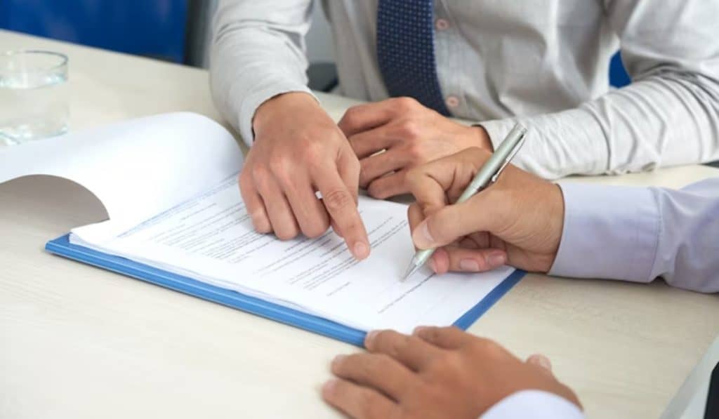 Empleo en Colombia: ¿Se acabará el contrato de prestación de servicios?