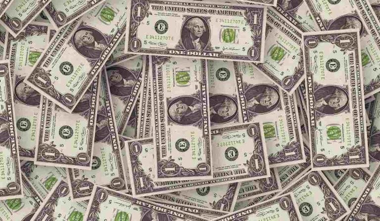 Dólar en Colombia termina cercano a los 4.500.