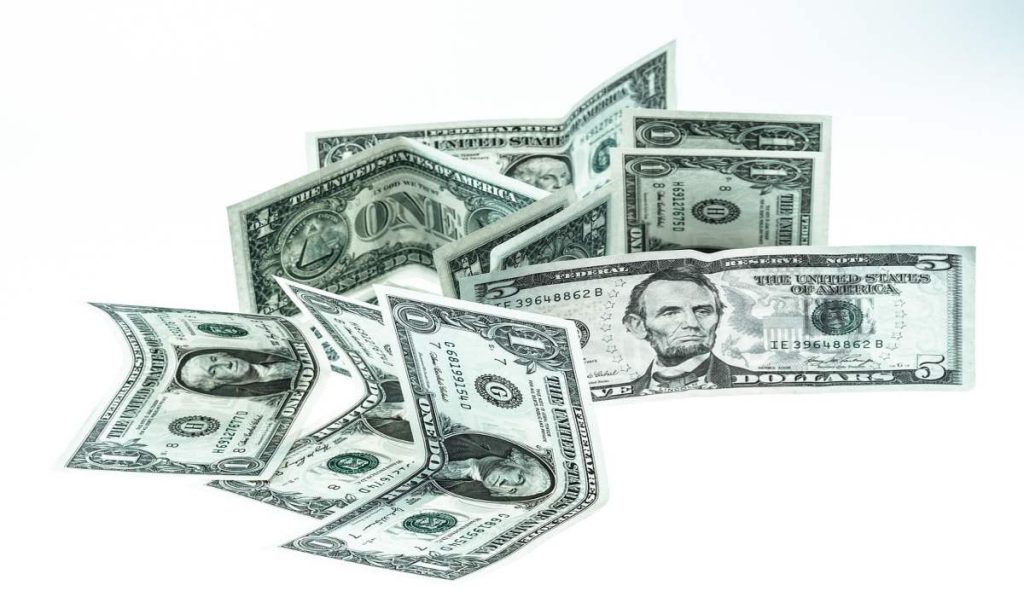 Por esto está bajando el dólar en Colombia