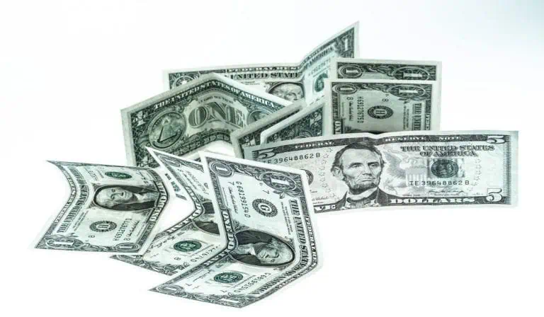 Por esto está bajando el dólar en Colombia