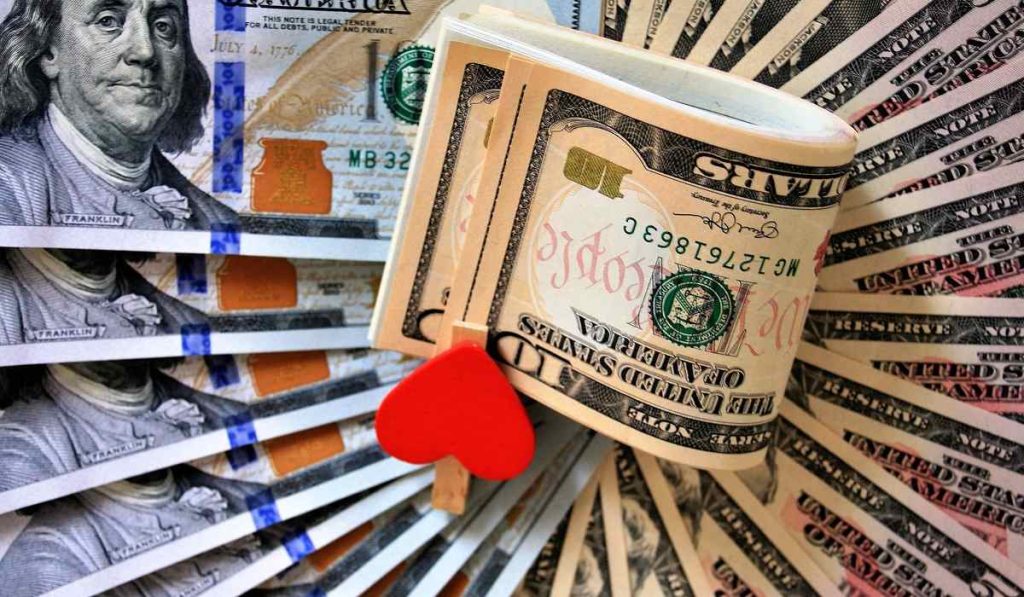Dólar cierra por debajo de los $4.600
