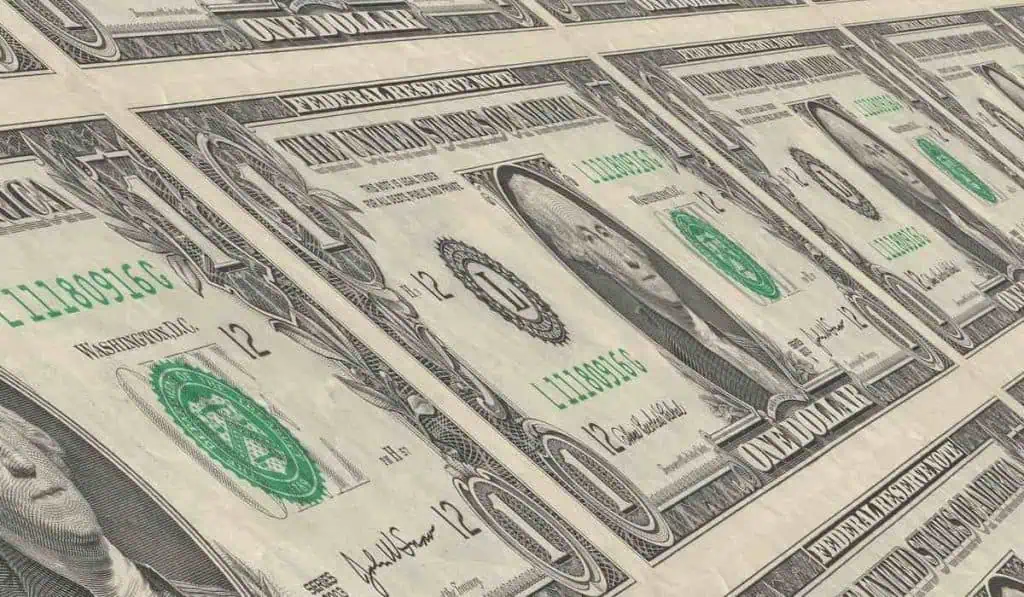 Dólar en Colombia 18 de abril se disparó y cerró la jornada a solo $10 de $4.500 Dólar cierra cercano a los $4.490.