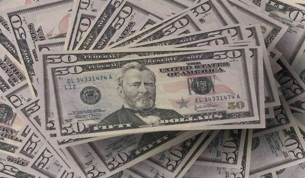 ¿Por qué el dólar en Colombia vuelve a caer con fuerza?: Apetito bursátil, se fortalece Dólar Colombia 21 de abril: termina la semana a la baja, luego de varias jornadas de subidas