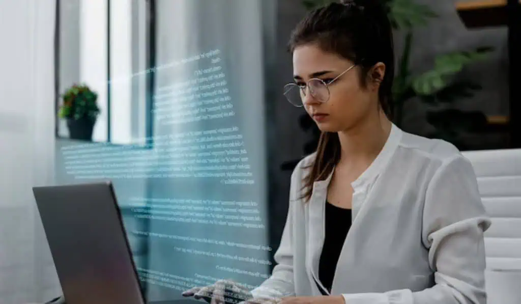 Empleo en Colombia: sector de software y TI abren oportunidades en el mercado laboral La importancia de conocer sobre tecnología en el país.