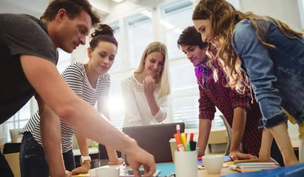 La institución colombiana que quiere incentivar la cocreación y el autoaprendizaje para emprendedores Emprendimiento en Colombia