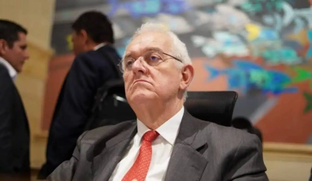 José Antonio Ocampo extendió licencia con Universidad de Columbia; puede seguir como MinHacienda de Colombia José Antonio Ocampo extendió licencia con Universidad de Columbia; puede seguir como MinHacienda de Colombia