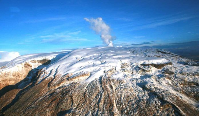 Actividad del Nevado del Ruiz este 15 de mayo.