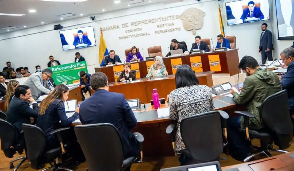 Reforma a la salud Colombia: esta sería la fecha de su debate en plenaria de Cámara Sesión de la Comisión Séptima de la Cámara de Representantes sobre reforma a la salud