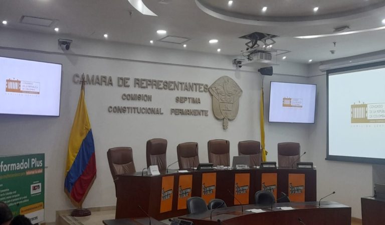 Hoy se discute reforma a la salud