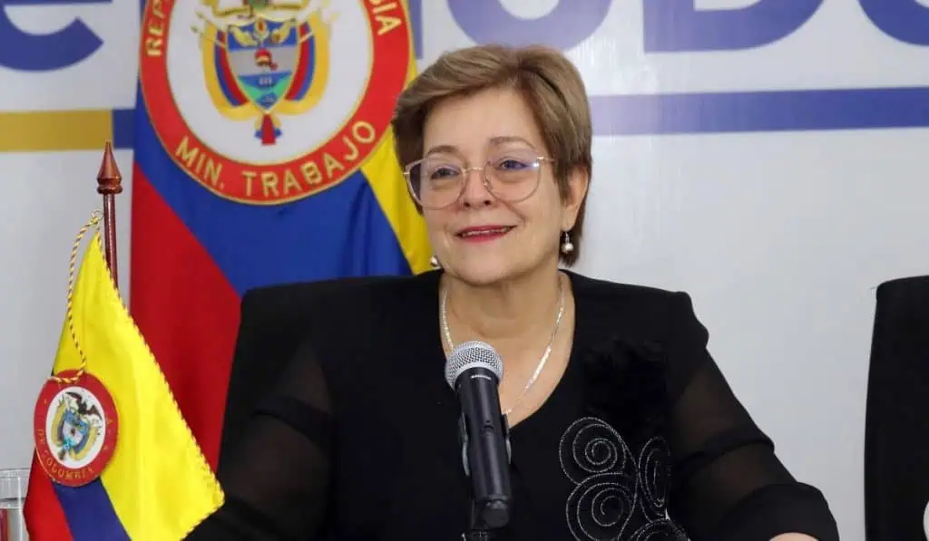 Gloria Inés Ramírez, ministra de Trabajo, renuncia al gabinete del presidente Petro Salario mínimo en Colombia