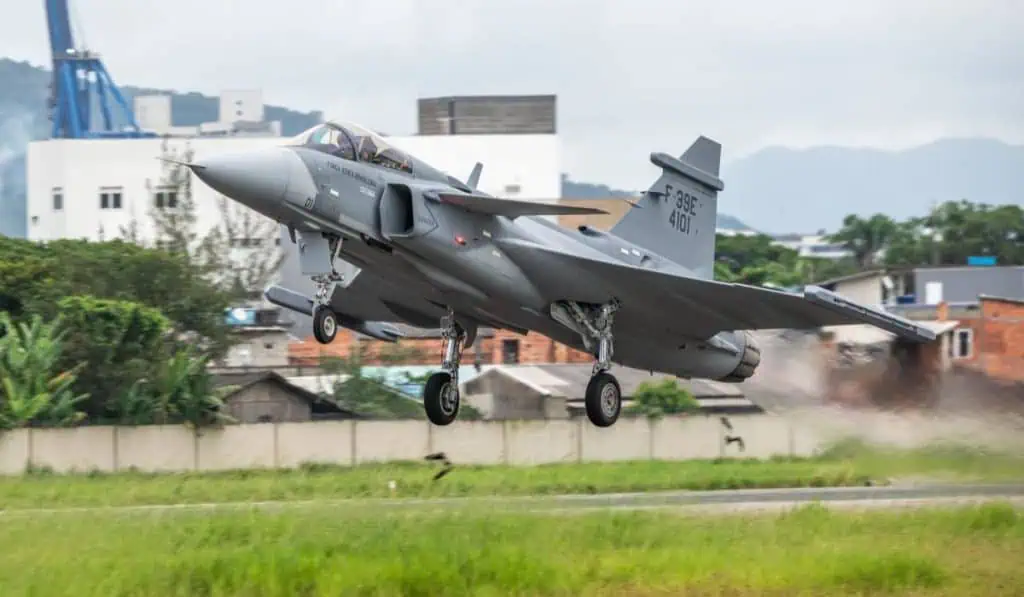 Saab apunta a Colombia y Perú para expansión del mercado latinoamericano Saab apunta a Colombia y Perú para expansión del mercado latinoamericano