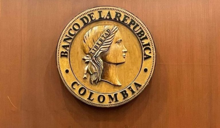 Banco de la República mantiene tasa de interés en 13,25 %.
