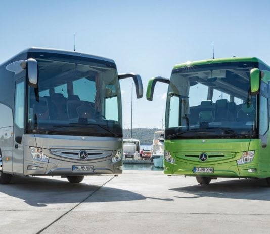 Buses de Divemotor Colombia, multinacional que llegó al país