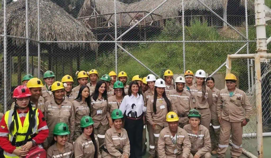 Primer acuerdo de formalización minera entre Aris Mining y mineros ancestrales Formalización minera en Marmato (Caldas, Colombia)