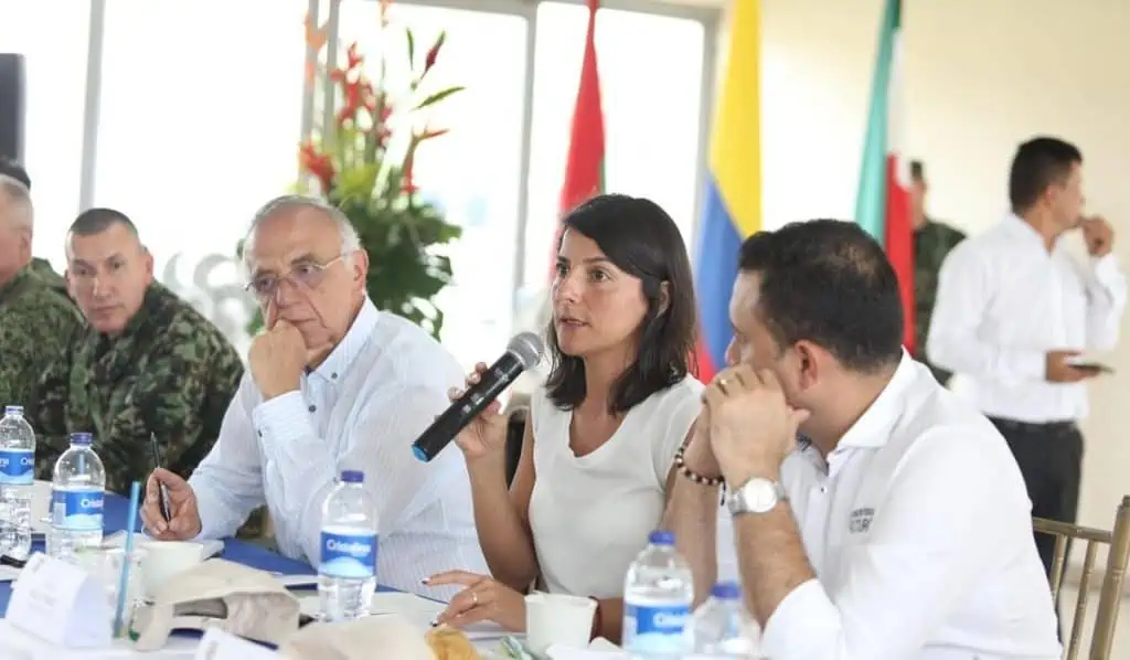 Reanuda industria petrolera en Arauca: perdió 1,2 millones de barriles de petróleo Ministra Irene Vélez anuncia reanudación de la industria petrolera en Arauca