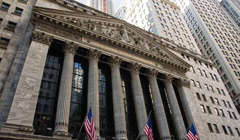 Entre los libros recomendados se analiza la crisis financiera del 2008 y los aprendizajes a partir de allí.