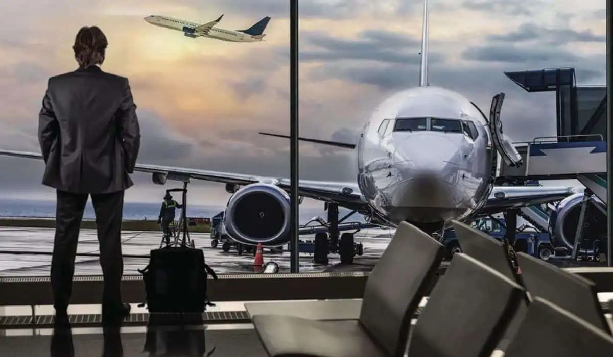 Entrevista | Precios de tiquetes aéreos han caído 14% en Colombia; IATA pide ajustar IVA Demanda viajes en el mundo