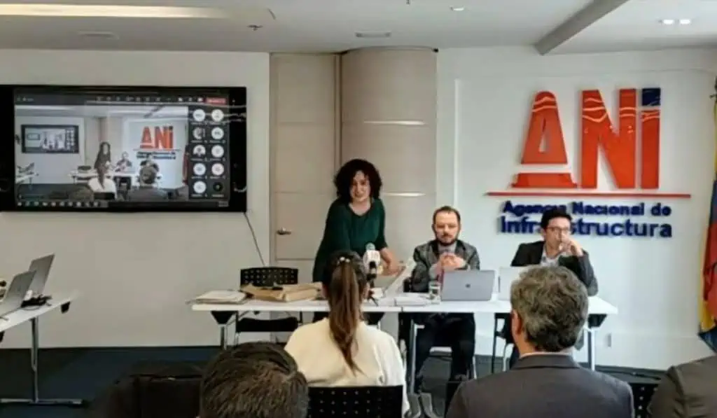Aplazan licitación de primera gran concesión de un ferrocarril en Colombia Audiencia de la ANI para la ampliación y operación del aeropuerto de Cartagena