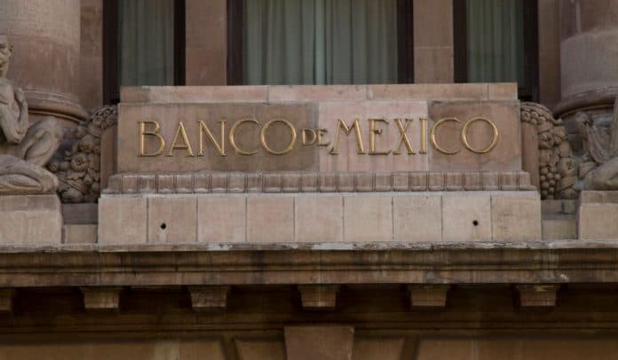 Banco de México mantiene sin cambios por segunda vez la tasa de interés en 11,25 %