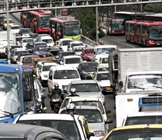 Con cambios en límites de velocidad propuestos por el MinTransporte, Bogotá podría reportar más horas de tráfico.