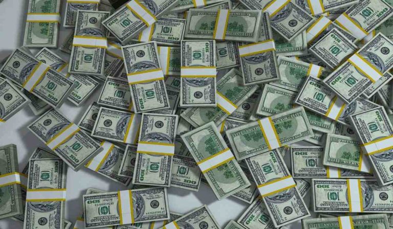 Deuda externa de Colombia creció en febrero por quinto mes consecutivo