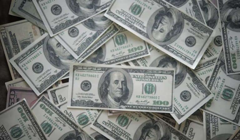 Dólar Colombia 3 de mayo cerró con dura caída
