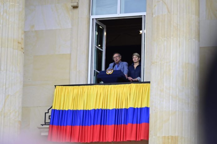 Gustavo Petro en balconazo