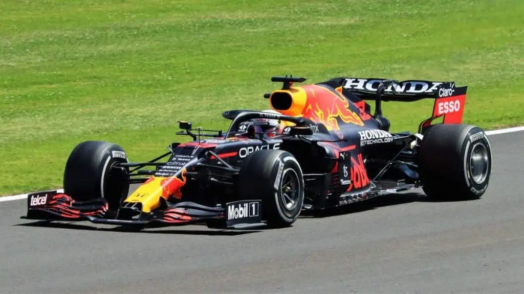 'Checo' Pérez se baja de la Fórmula 1 para 2025: Así quedó la grilla de pilotos Carro de Red Bull de la Fórmula 1