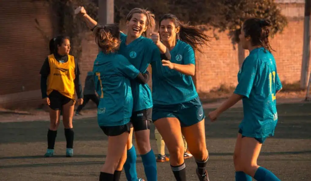 Discriminación sigue siendo la mayor barrera para el fútbol femenino en Colombia El fútbol femenino aún presenta discriminación en Colombia.