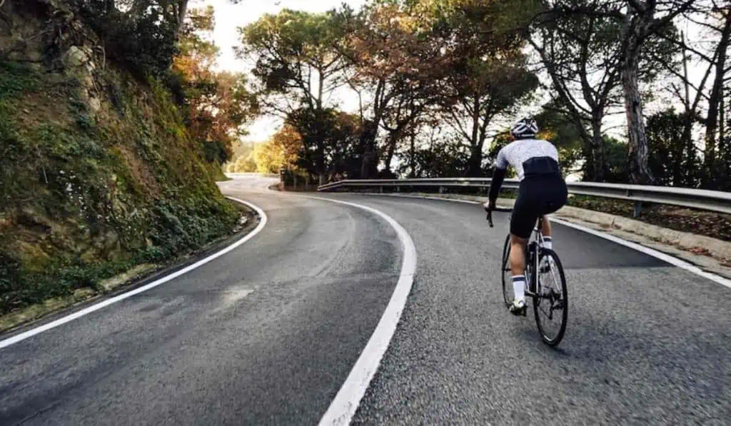 El dinero al que deben renunciar los ciclistas del Giro de Italia tras dar positivo a Covid-19 Giro de Italia 2023
