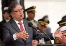 Gustavo Petro, presidente de Colombia, durante la conmemoración del septuagésimo segundo aniversario del comando general de las Fuerzas Militares