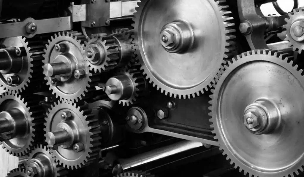 Producción real de la industria cayó 2 % en Colombia en marzo; ventas del comercio bajaron Producción industrial